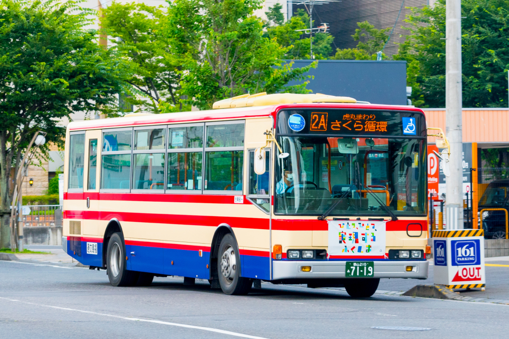 福島交通のバスの写真 郡山210あ7119 三菱ふそう エアロスター