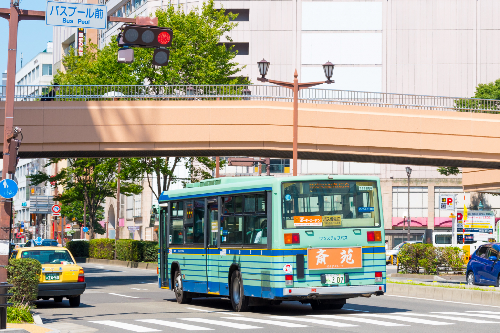 仙台230あ207(仙台市営バス いすゞ キュービック KC-LV280N)